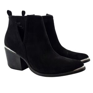 Journee Collection Womens 7 Black Faux Suede V-Cut Ankle Boots Silver Detail